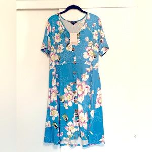 Women summer dress, short sleeves and mock-up button down style, size 2X